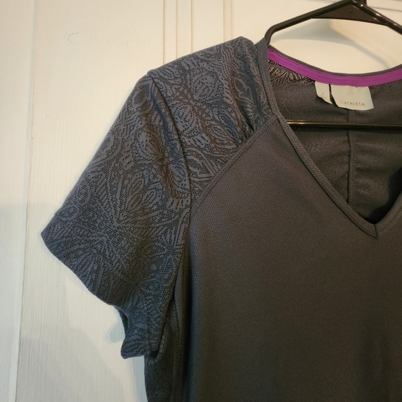 EUC ATHLETA TSHIRT WITH MESH DETAILING - Picture 2 of 12